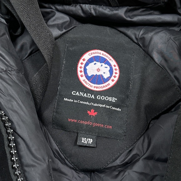 Vintage Canada Goose Whistler Down Belted Parka Coat Womens 3036L Womens XS - Picture 10 of 16